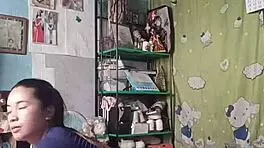 asian cutie dances in tight shorts 🔥 petite ass shaking 💃