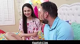 Liz Jordan Takes Intense Anal Pounding and Creampie from Bobby Beefcakes