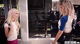 busty blonde jessa rhodes fucks petite piper perri