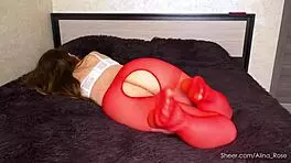 dig this amateur in red pantyhose dying to ride