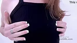 new amateur model spreads wide for deep audition fuck