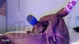 watch this horny milf vibe her pussy solo at home