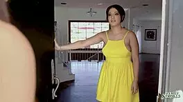 ohh 19yo teen ridin that huge cock sooo good mmm