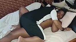 Quase pegou... black monster cock makes me orgasm hard next door!