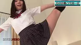 イチカ・アヤモリのドスケベ女子大生が官能プレイで野獣セックス勃発