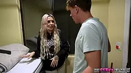 oh come on stand up and fuck me says inked hottie seducing her guy hard