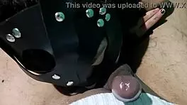 hey sexy latina cutie show me that skinny housewife close-up ass