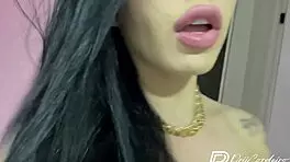 lucky delivery guy pounds brunette latina cums mouth explosion