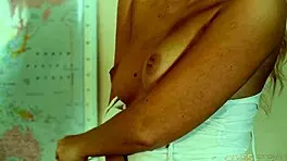 teen lesbian licks and fingers girlfriend to squirting orgasm