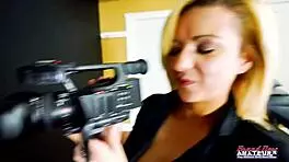 Skinny Blonde Keyton and Brunette Nica Share Cock in Wild 3some!