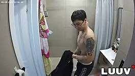 Boyfriend sneaks shower fuck with hot girlfriend reality cam