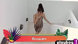 Petite Asian Sowan seduces with outdoor natural body tease