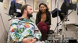 Minnie rose's shaved pussy creampied hard in pov missionary closeup