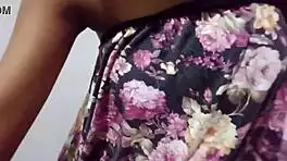 mom lesbian milfs come play with me now