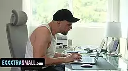 Spying on cute latina locker room leads to deepthroat facial