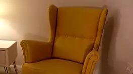 ugh i'm so bored masturbating on this hot blonde spreading legs ignoring me