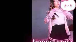 Bonneyuwu Argentinian Cutie Masturbates Solo