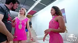 I surprised hottie shoving cock deep in pussy and tight ass