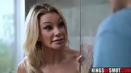 Mature hottie tempts young stud with sloppy deepthroat offer