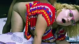 Beautiful latina big ass babe delivers sloppy deepthroat blowjob delight