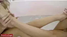 girls devour wet pussies in steamy bath cumfest
