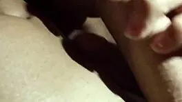 Não aguentei, gozei na boquinha da putinha brasileira—quer mais? 