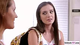 big tits stepmom fingers petite teen in lesbian heat 👩‍❤️‍💋‍👩💦