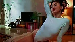 watch this flexible asian gymnast ballerina stretch her tight body teasingly