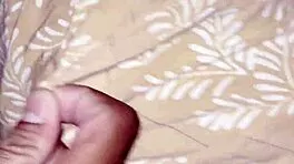 ngentot istri tetangga di mobil penuh sensasi 😈🚗