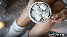 Austin sneaks blowjob from shay sights while reagan foxx hides under table