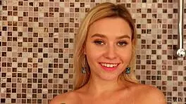 wow, tanned coed anjelica foams up sexy wet body!