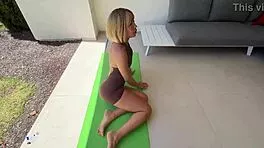 ever wonder what happens fucking a yoga trainer in a crowded park daytime?