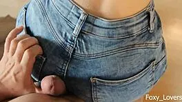 Petite babe dry humps jeans for rubbing cumshot
