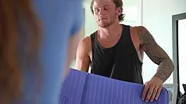 Big ass cheerleader Kait delivers blowjob then hardcore pounding