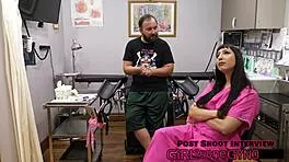 tampa uni nurse selena sativa spreads shaved pussy for anal toys and gaping exam