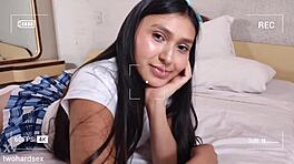 क्यूट लैटिना कॉलेज गर्ल पैंटी में होममेड कपल से चोदवाती है