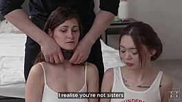 Bapa tiri hukum adik tiri dan tarik saya ke threesome berantakan ini