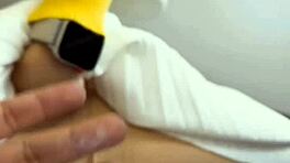 야, 이 베트남 틴 18+ 18+의 젖은 보지 핸드잡에 빠졌어