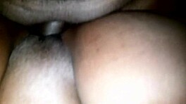 เธอบีบควยใหญ่ของฉันด้วยหีแน่น สาวน้อยแคริบเบียนอายุ 18+ นักเรียนหญิงอายุ 18+