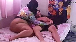 Nem bírom ki, finom baszás ezzel a szexi nagy seggű amatőr kurvával