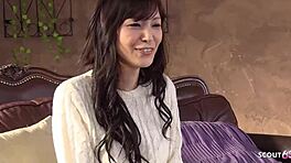 可愛い日本人ティーンが激しく潮吹き！無修正キャスティングバイブクリトリスプレイオーガズム爆発！