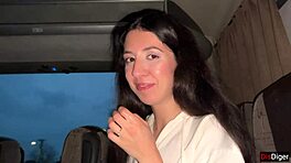 Otobüste koca yarağımı gösterdim riskli el sikme aldım