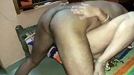 인디안 데시 마을 미녀 좁은 보지 첫 섹스 경험