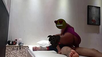 com minha visinha no motel transando gostoso