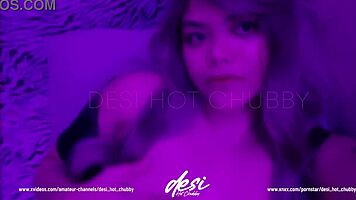 Beautiful Indian Desi Teen 18+ Flaunts Big Boobs on Cam, Wow! 😍