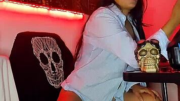 Intense Perreo Dancing With Karol G And Alicia Keys In Live Show Masturbation