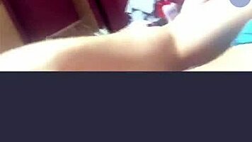 I am the sexy Colombian with big tits and ass on webcam