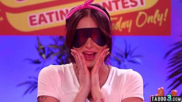 Alexis Tae strapon fucks Eliza Ibarra and Charlotte Sins!