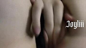 sexting with a fan on snapchat, add me real joyliii, she's moaning nude and submissive 😍