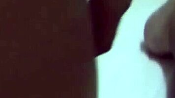 twerking booty latina beauty shakes hard!
